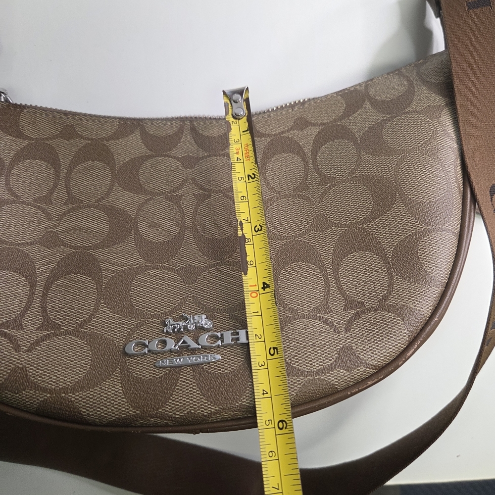 COACH Pace Shoulder Bag In Signature Canvas CT643 Brown/Tan - Picture 15 of 15